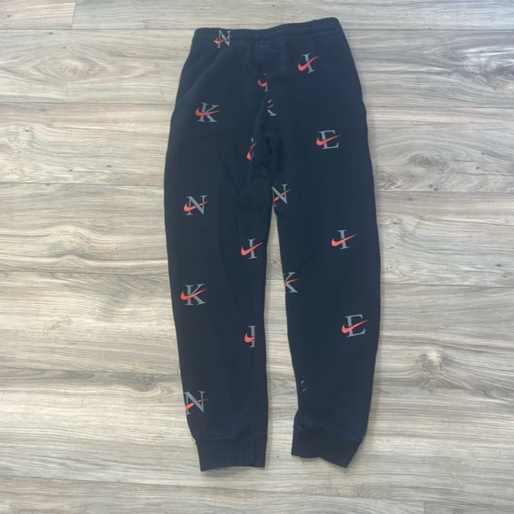 NIKE SWEATPANTS BOYS SIZE LARGE - Picture 4 of 4